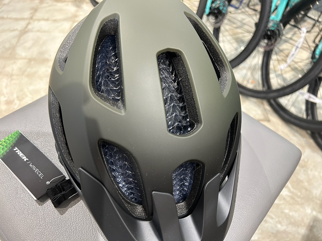 TREK Rally WaveCel マウンテンバイクヘルメット – サイクランドマスナガ